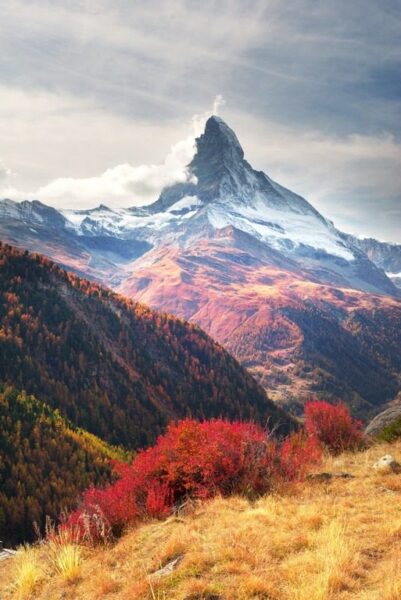 Fototapeten Berghang Herbst