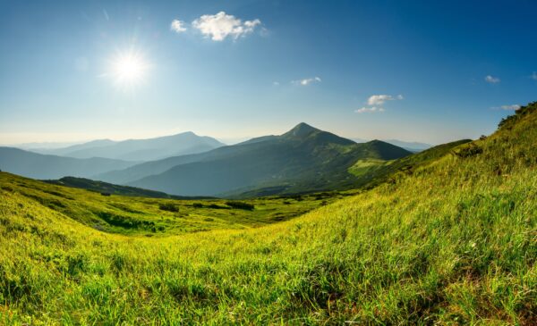 Fototapeten Sunny Mountain Peak